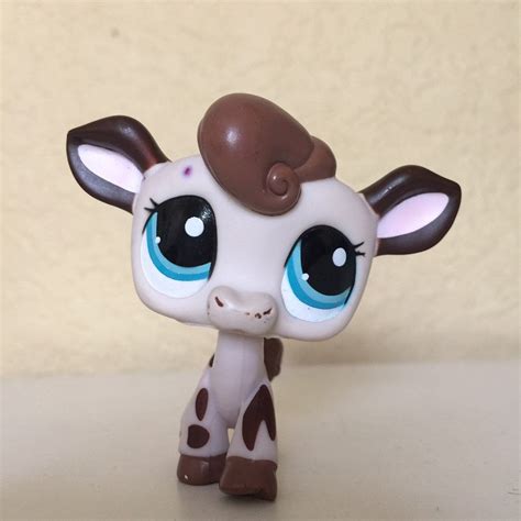 Lps Cow This Lps Is In Good Condition But Has A Dot On Its Forehead