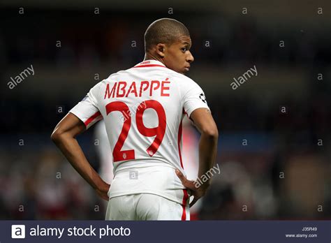 Finn de beste gratis arkivbildene om france mbappe. Kylian Mbappe Stockfotos & Kylian Mbappe Bilder - Alamy