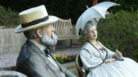 Seward Johnsons Lifelike Sculptures Adorn Old Westbury Gardens Newsday