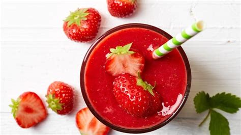 Inilah 8 Manfaat Jus Strawberry Yang Tak Kalah Manis Dari Rasanya