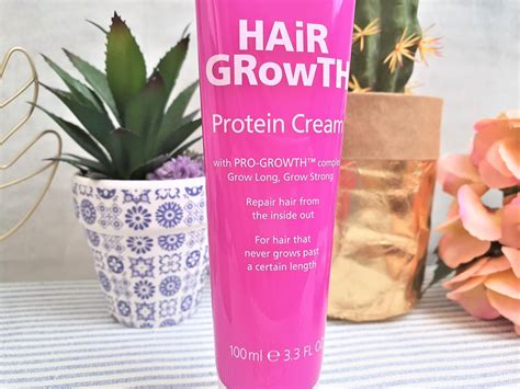 I used the lee stafford hair growth range consistently and it did amazing things for my hair so i was so excited to see a new product added to the range. Kathryn's Loves: Lee Stafford Hair Growth Protein Cream Review