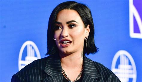 Demi Lovato Reveals She Felt ‘conditioned’ To Re Adopt She Her Pronouns