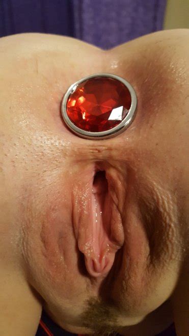 red got so excited from wolf putting the plug in she just glistens [f] porn pic eporner