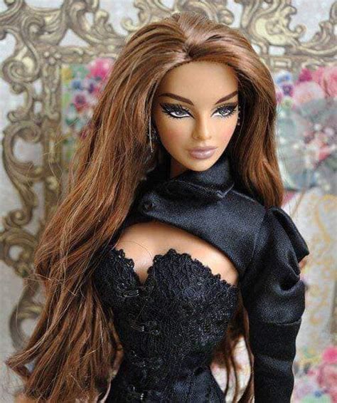 Pin By Anesha Haresh On Barbie Fashion Ii Glamour Dolls Barbie Fashionista Barbie