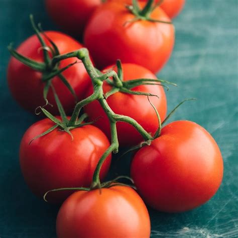 10 Types Of Tomatoes And How To Use Them Taste Of Home