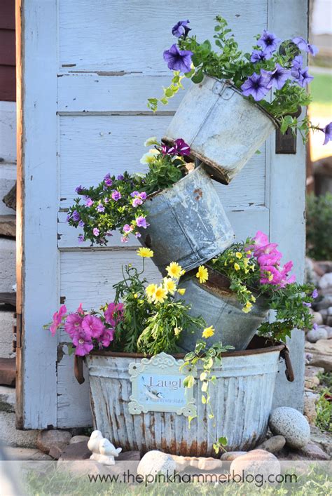 Primitive Tipsy Pot Planters Diy Rustic Garden Decor