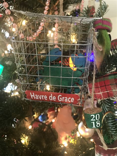 Pin By Silver Lining Memories On Crab Traps Holiday Decor Holiday Decor