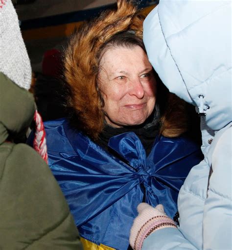 Помощь переселенцам: Освобожденная из плена Анастасия Мухина нуждается ...