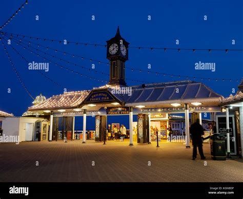 Brighton Pier At Night England Stock Photo Alamy