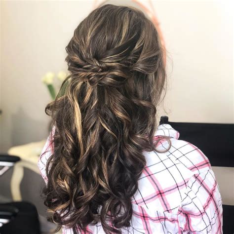 Having long hair takes a lot of work, and some ladies love to constantly show it off. 20 Casual Updos for Long Hair Tutorials - Short Pixie Cuts
