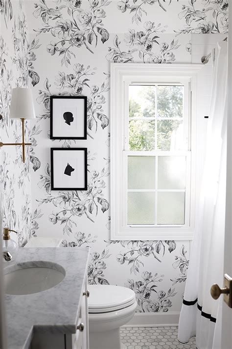A Black And White Floral Bathroom Danielle Moss