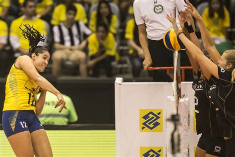 Participarão do torneio oito equipes. Brasil estreia na Copa Internacional de Voleibol Feminino ...