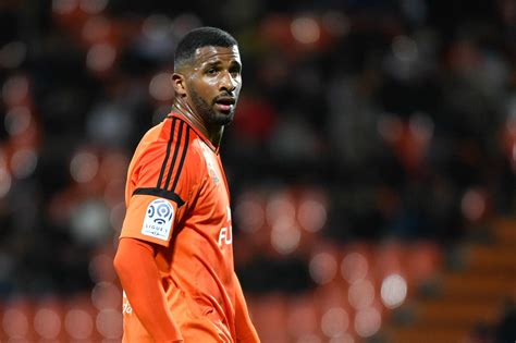 Carlos miguel ribeiro dias 70 cdm | rare silver | fifa 21 discussion. Cafú : "Je suis confiant !" - FC Lorient