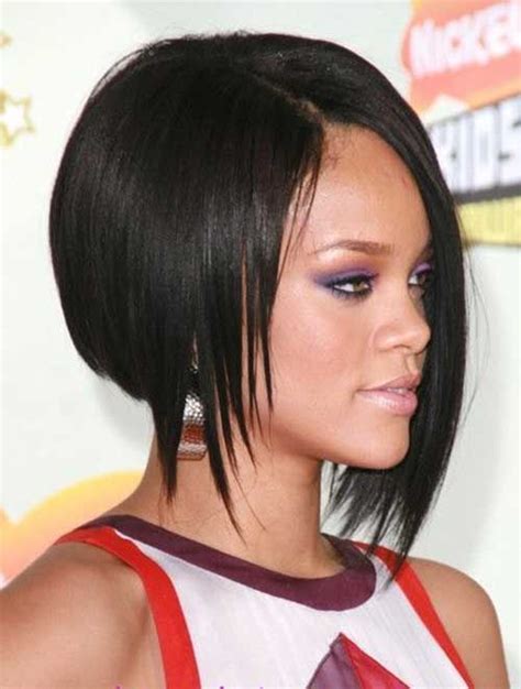 16 Casual Rihanna With A Bob Hairstyle