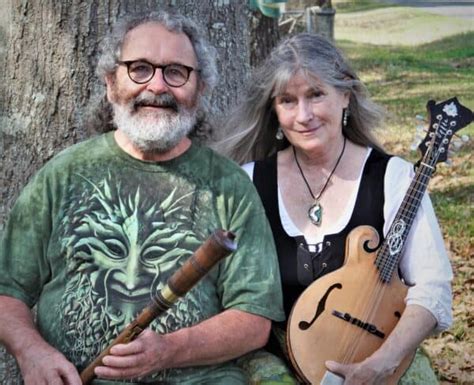 World And Folk Music Duo Four Shillings Short In Concert At Unitarian