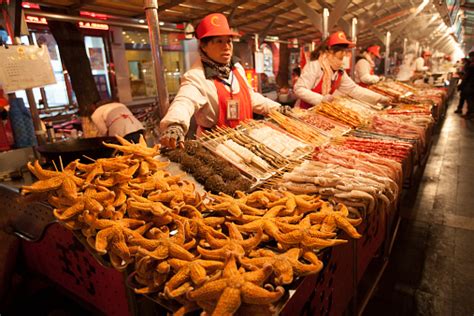 Textor , dec 16, 2020. Exotic Food Market In Beijing China Stock Photo - Download ...
