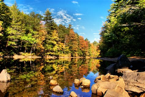 The 10 largest lakes are spread across the state, giving visitors the opportunity to experience many different parts of beautiful, magnificent maine. Waterboro & Lake Arrowhead - Visit Maine