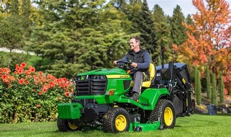 New John Deere Lawn Tractor At Btme 2014