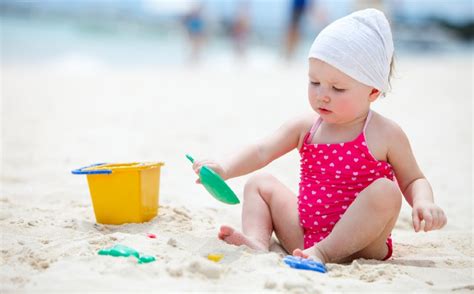 Consejos Para Ir A La Playa Con Niños Mama Queca