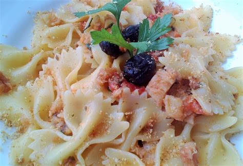 800 gr di rana pescatrice a tocchetti. PASTA CON RANA PESCATRICE | Le Ricette della Contea