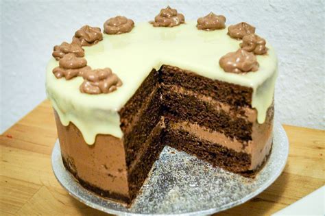 Schokotorte mit Schokoladen-Dripping