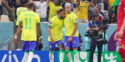 Coupe Du Monde Le Br Sil Bat Logiquement La Serbie Neymar