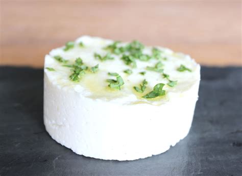 How To Make Homemade Goat Cheese With Vinegar