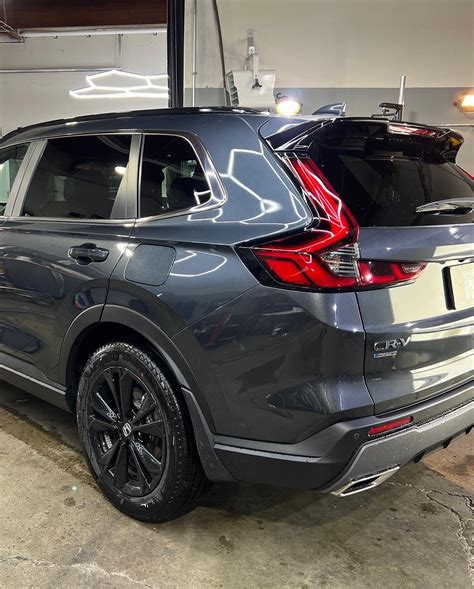 2023 Honda Crv Hybrid Meteorite Gray Metallic — Detailership™