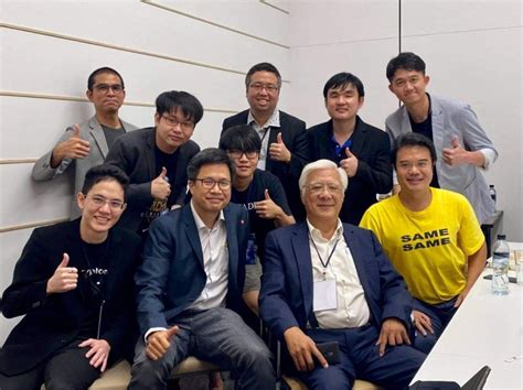 วิธีติดตั้งแอปเป๋าตัง รับสิทธิเราชนะ 7,000 บาท ใครที่เช็กแล้วว่าผ่านเกณฑ์ให้ติดตั้งแอปฯ เป๋าตังรอเงินเข้างวดแรกไว้เลย. 'ปริญญ์-กูรูดิจิทัล' เสนอปฏิรูปประเทศด้วย 'บล็อกเชน'