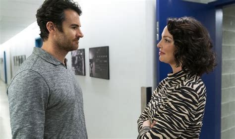 Firefly Lane ending theories: Was Tully pregnant with Johnny's child