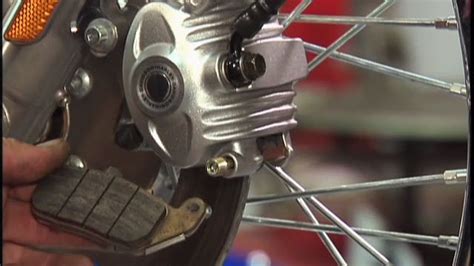 How To Bleed Motorcycle Brakes After Brake Pad Service Fix My Hog