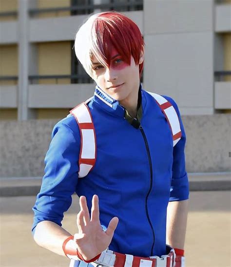 Pin By Spidergirl On Bnha Todoroki Cosplay Epic Cosplay Comic Con Cosplay