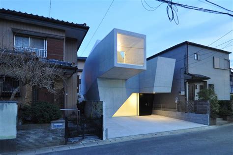 10 Japanese Micro Homes That Redefine Living Small