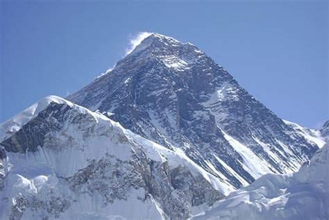 Find over 100+ of the best free mount everest images. Survivor of fatal Everest blizzard found dead in Colorado ...