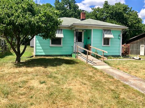 Maybe you would like to learn more about one of these? 2 BR/1 BA Home in Harrisonburg, VA, Only 2 Miles From ...