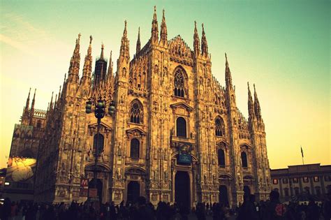 A dare l'annuncio è il presidente attilio fontana, che anticipa quanto deciso dal ministro della salute roberto speranza pronto a. Lombardia, da zona rossa a zona arancione?