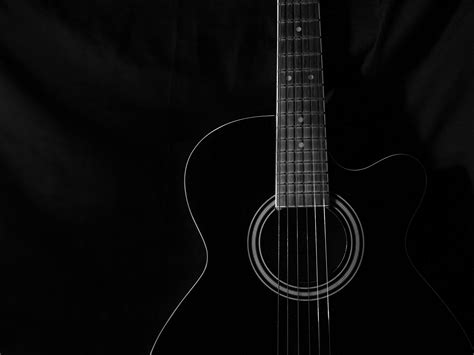 Black And White Acoustic Guitar Zerkalovulcan