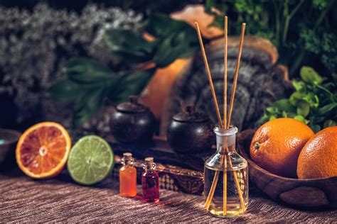 ¿qué Es La Aromaterapia Beneficios Conocidos Y Cómo Usarla