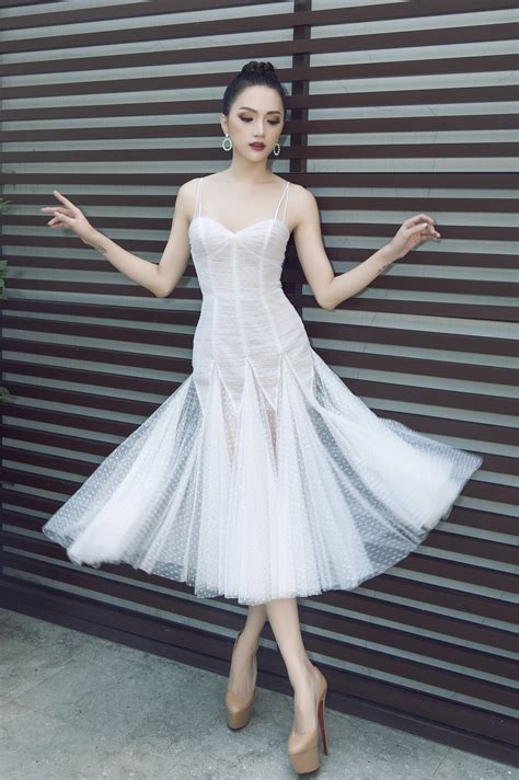 Hương giang idol tên thật là nguyễn ngọc hiếu, sinh ngày 29/12/1992 tại hà nội. Hương Giang idol là ai? Tiểu sử, sự nghiệp và đời tư nữ ...