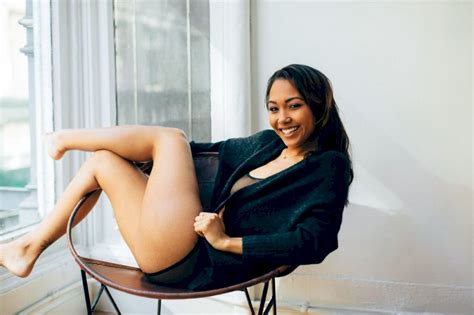 PARKER McKENNA POSEY ShesFreaky