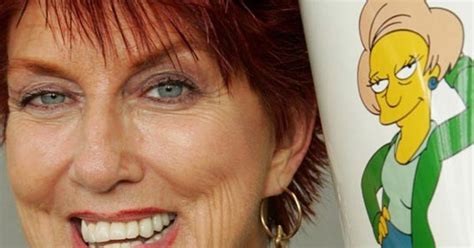 The Simpsons Edna Krabappel Voice Star Marcia Wallace Dies Aged 70
