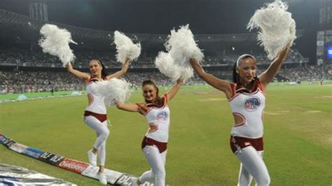 Cheerleading Goes Native In India Bbc News
