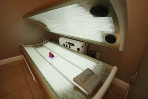 Fda Looks To Crack Down On Teens Use Of Tanning Salons