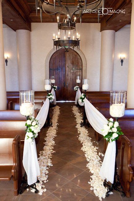 How to Decorate a Church for Your Wedding