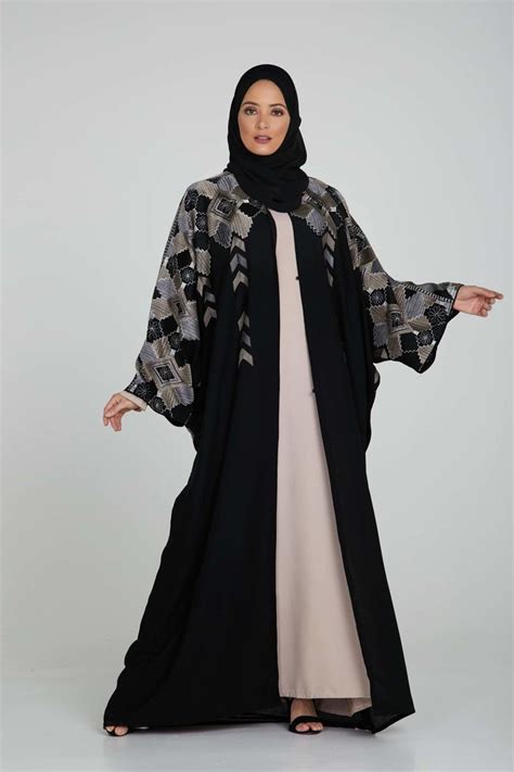 mosaic embroidered bisht in 2021 abayas fashion abaya kimono abaya fashion