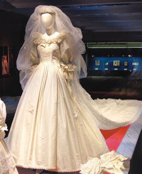 Every detail about princess diana's iconic wedding dress. Princess Diana | Princess diana wedding, Royal wedding ...