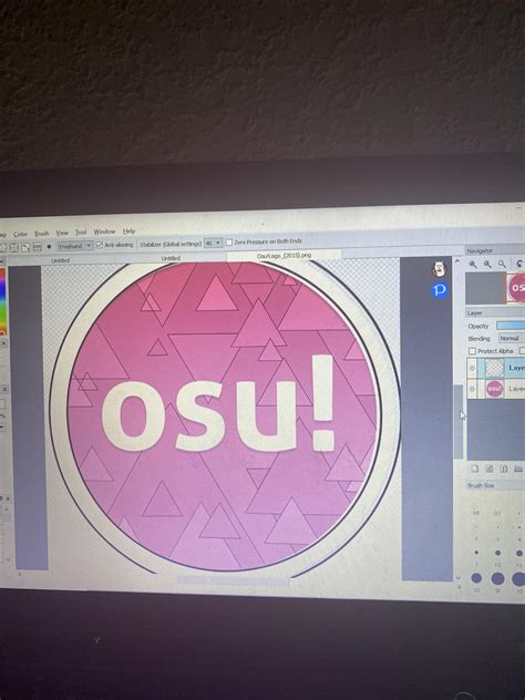 The osu! logo isn’t a perfect circle. I used a perfect circle tool to
