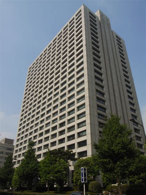 The site owner hides the web page description. 厚生労働省 - Wikipedia