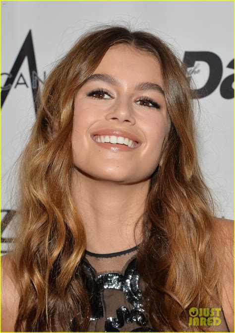 Full Sized Photo Of Kaia Gerber Marc Jacobs Daily Front Row Awards 04