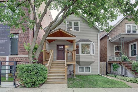 3137 N Central Park Ave Chicago Il 60618 Mls 11432979 Redfin